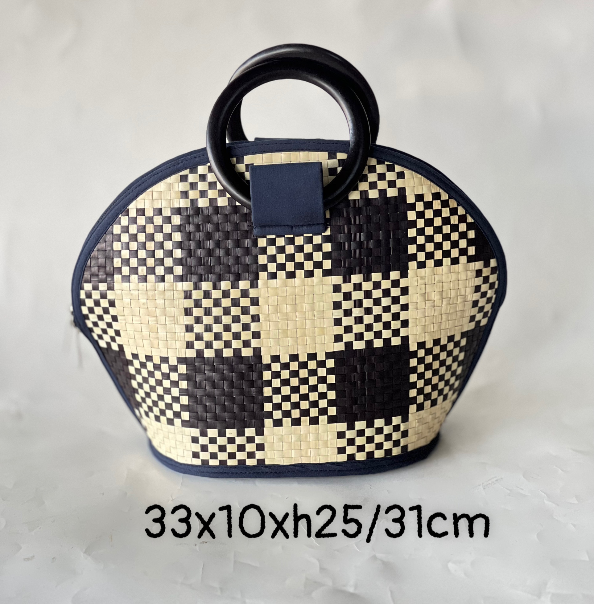 CÔNG TY TNHH MÂY TRE LÁ LTL